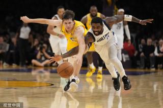 队的整体发 队的整体发